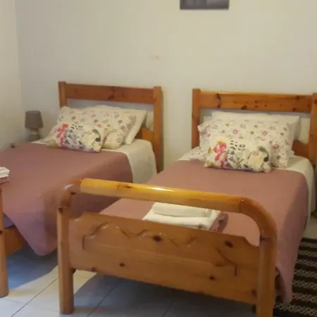 Mantzaros Traditional House Holiday home