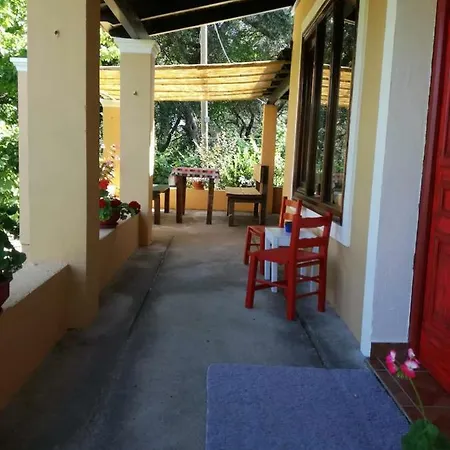 Roula's House Holiday home Nymfai