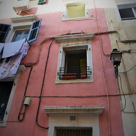Apartment Kampielo *