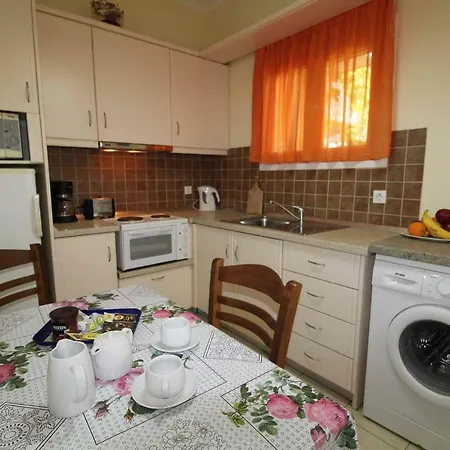 Apartment Dimitris Acharavi Corfu *
