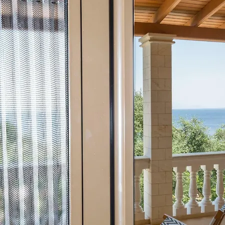 Ionian Garden - Pietra Villa *