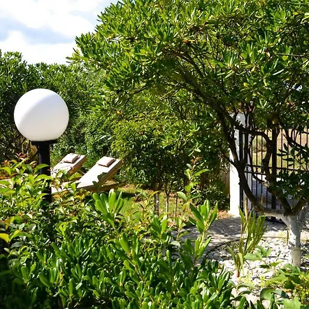Apartment Kostas' Garden