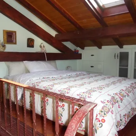 Holiday home Hillsidehouse *
