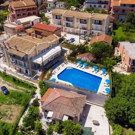 Angelo Del'arte Estate Hotel Kanálion