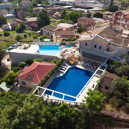 Angelo Del'arte Estate Hotel Kanálion