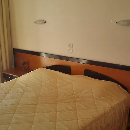 Lido Sofia Aparthotel Agios Gordios (Corfu)