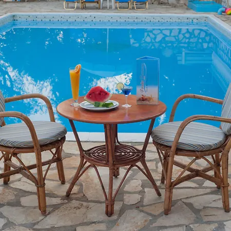 Paradise Aparthotel