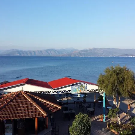 Nikolas Club