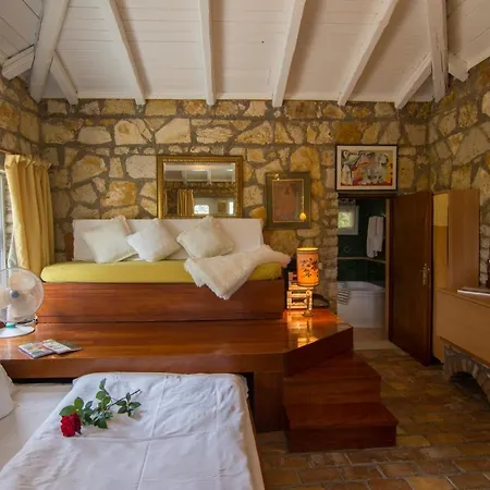 Villa Corfu Town Mini Private Pool Gardens *