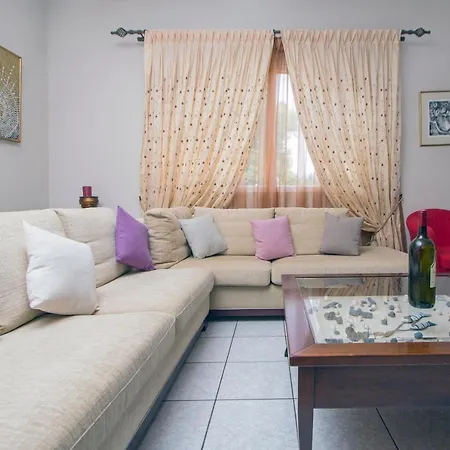 Apartment Iliachtida Alepou