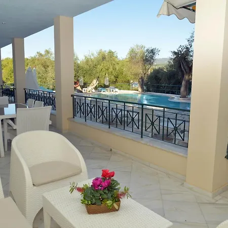 Saint Nicholas Apartment *