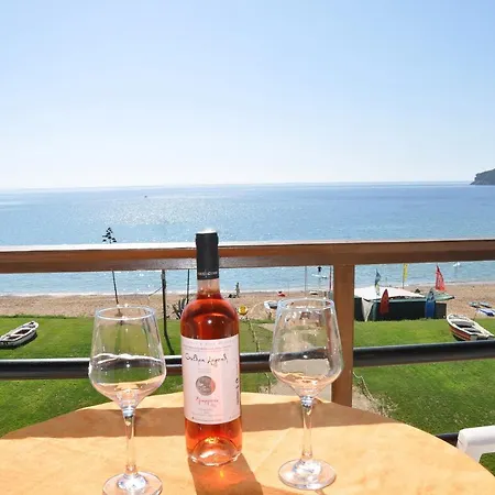 Elias & Vasili House Hotel 2*