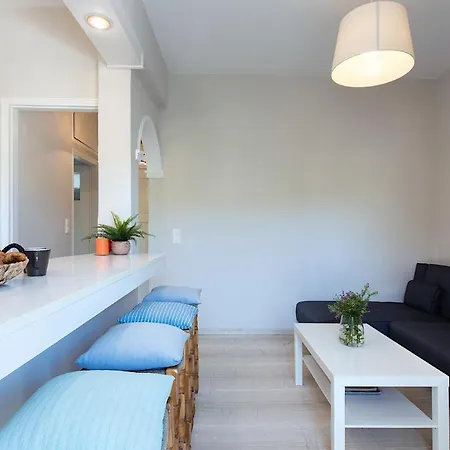 Apartment Kokoros Kato Korakiana