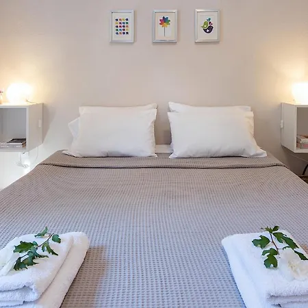 Kokoros Apartment
