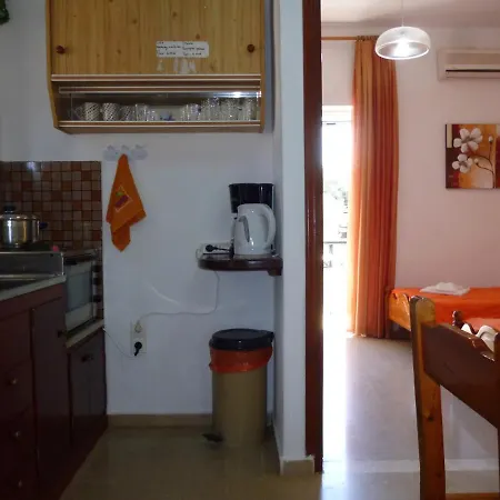 Kostas & Apartment *