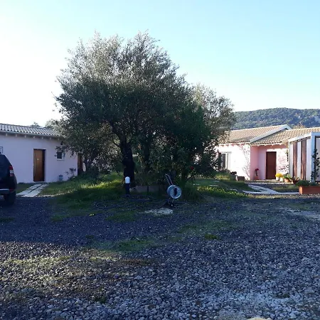 Matthaeus Am Corfutrail, Ferienoase Im Olivenhain 3 Km Zum Giannades