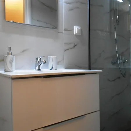 Kokoros Apartment