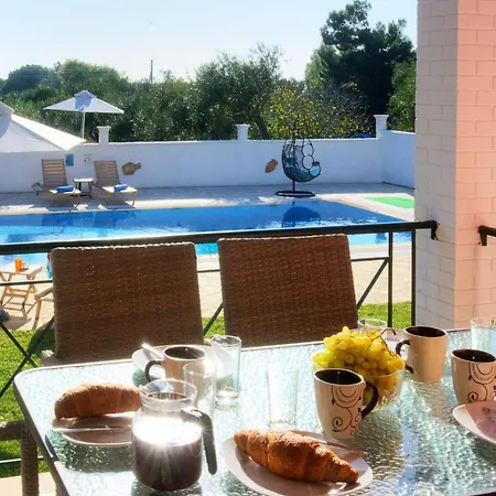 Villa Prasoudi Villa *