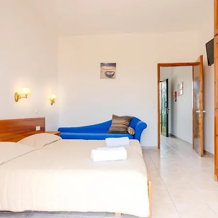 Aparthotel Chandris 3*