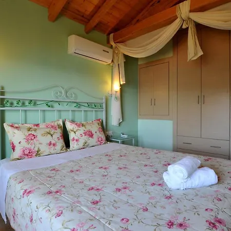 Holiday home Theodora View Zeys