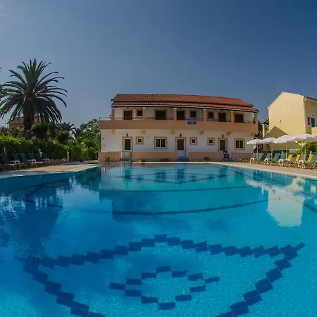 Aparthotel Takis
