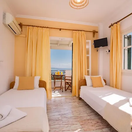 Aparthotel Nestoras 2*