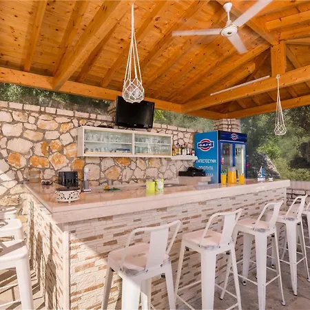 Nestoras 2* Nisaki (Corfu)