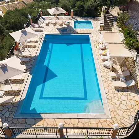 Nestoras 2* Nisaki (Corfu)