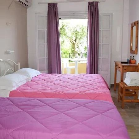 Rising Sun & Studios Benitses (Corfu)