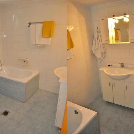 Adonis Aparthotel *