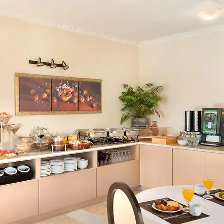 Victoria Hill 3* Dassia (Corfu)