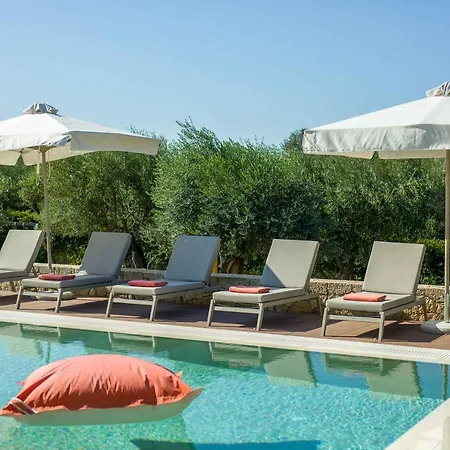 Villa Almyra *