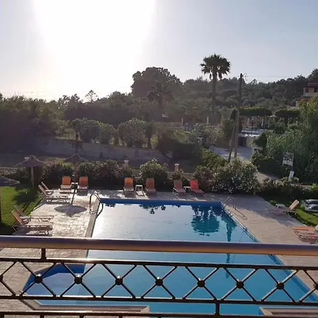 Mythos Apts Rentit Aparthotel