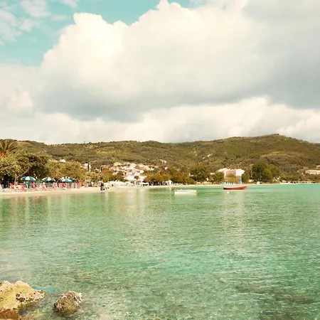 Nasos & Hotel