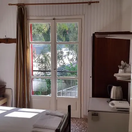 Faliraki Aparthotel Benitses (Corfu)