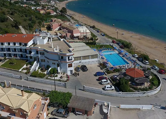 Belle Helene Hotel Agios Georgios Pagon photo