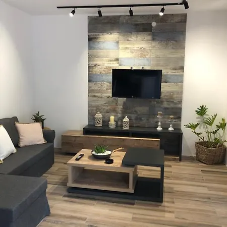 Angels Court Holiday home Doukades