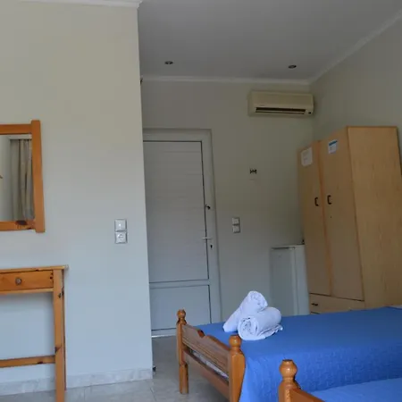 Billy's * Moraitika