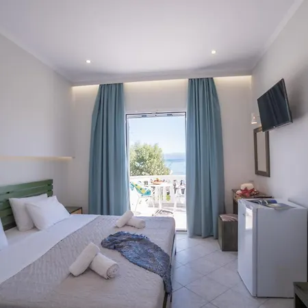 Christina Beachfront By Hotelius Bed & Breakfast Petriti (Corfu)