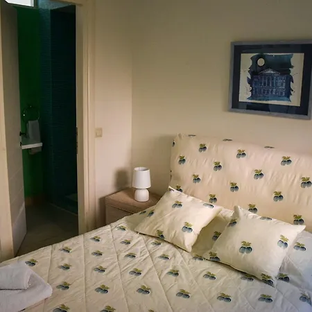 Thyme Apartment