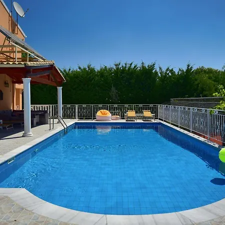 Jolie Corfu Villa
