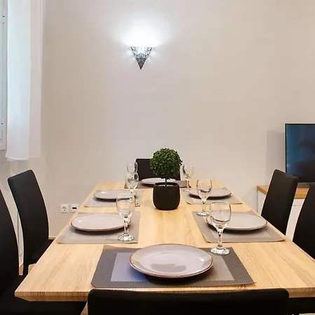 Apartment Apanemo *