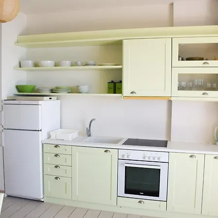 Thyme Apartment *