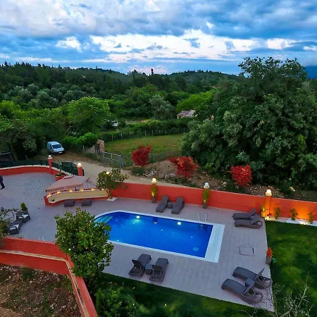 Villa Alex