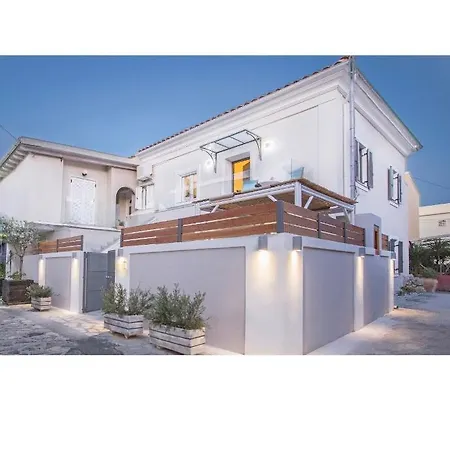 Apartment Athena Luxury Mesongi