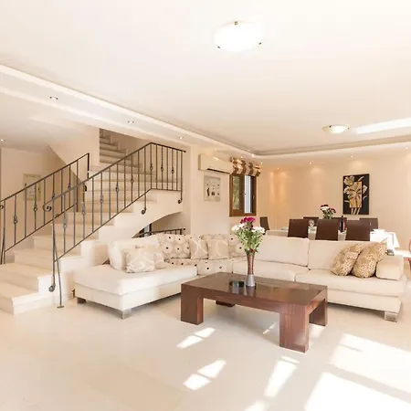 View Villas-corfu-villa Eleni,4 Bedrooms,large Private Pool,prime Location