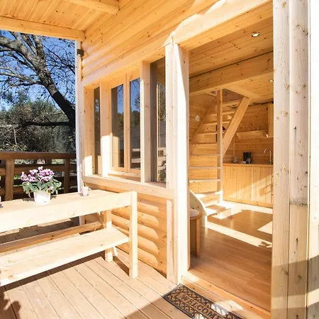 Holiday home Romantic Tree House *
