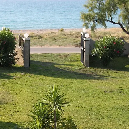Angela, Seafront Apartments, Almiros *