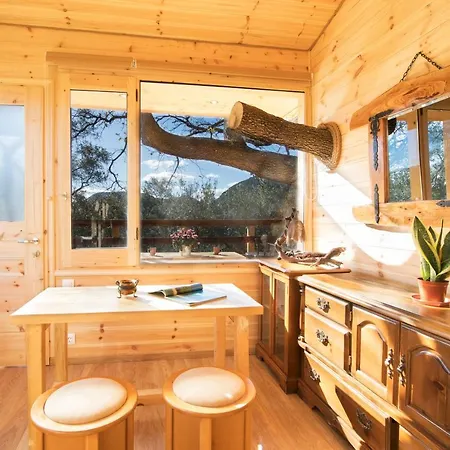 Holiday home Romantic Tree House Kato Pavliana