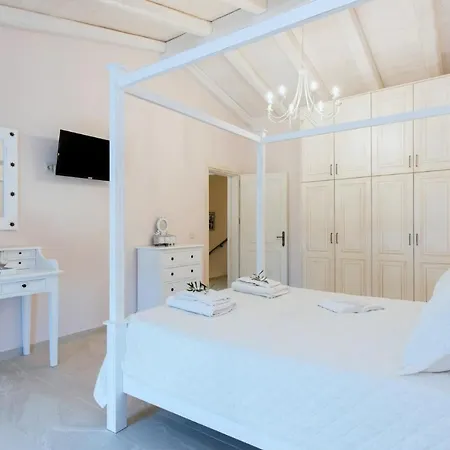 Frosso Villa *